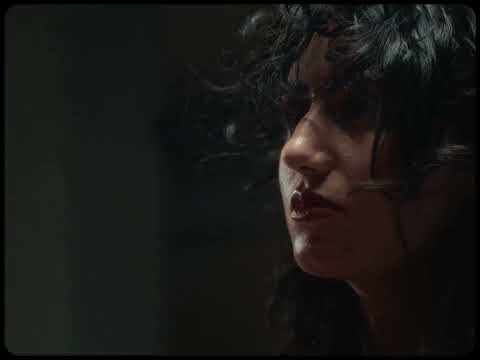 Naaz - Remains (Official Music Video)