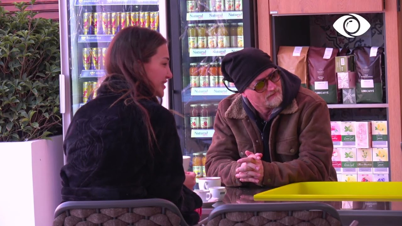 Që pas natës së parë, banorët kanë ankesa për gjumin, kush gërhiti e kush bëri zhurmë