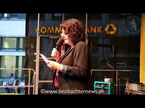 8000 auf der Straße gegen Rassismus - Sylvia Weber, SPD