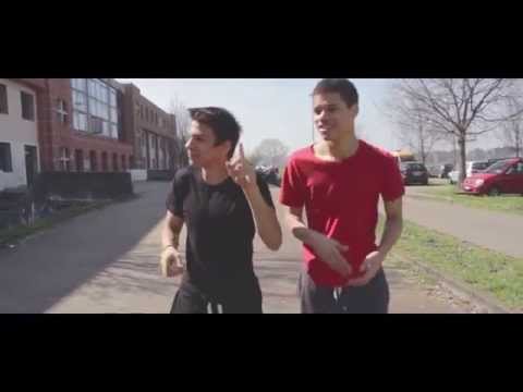 Pharrell Williams - Happy (ITSOS ALBE STEINER - MILANO) - #HAPPYDAY