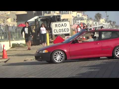 As Gang Stalking Target Enters Beach After Our Walk - RED Car is there - 4/18/2015 Video