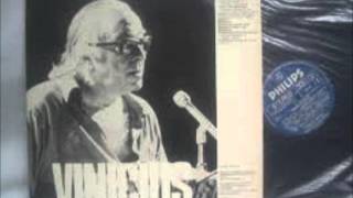 VINÍCIUS DE MORAES - POEMA DOS OLHOS DA AMADA