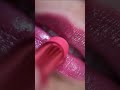 AN IRRESISTIBLE JUICY LIPS
