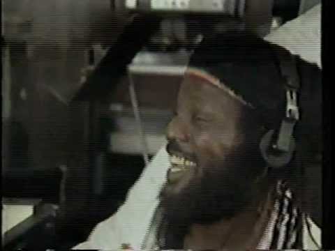 You're Playing Us Too Close (written by Stevie Wonder) - Third World with Stevie Wonder