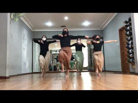 Dance for Beginner: Jai Ho- A.R. Rahman, the Pussycatdolls - Sunday Dance Malang