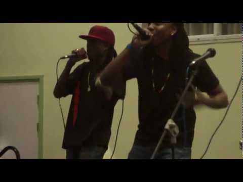 TB-Rast Ft Berti Rast - Kada Dia @Breezes (Live On Stage)