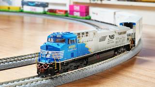 ScaleTrains NS HO Scale AC44C6M Reefer Unboxing