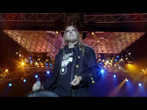 Videoclip de Power And The Glory (Live In Munich) — Saxon