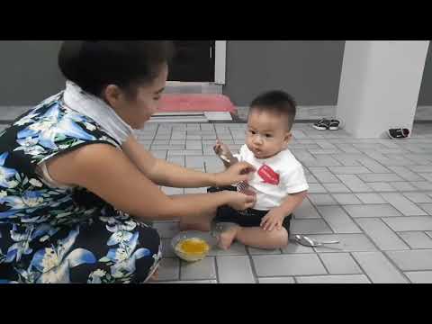 Koos loos ua kev zoo siab rau ib tug tub 10/05/2019