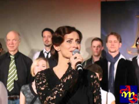 Pia Douwes singing "Rebecca" at presentation of Rebecca ensemble