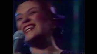Elis Regina - Amor até o fim &amp; Mancada - Festival de Mountreux - Noite (áudio melhorado)