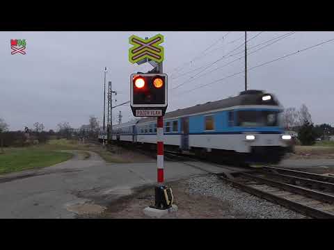Železniční přejezd Třebechovice pod Orebem #2 [P4015] - 19.12.2020 / Czech railroad crossing