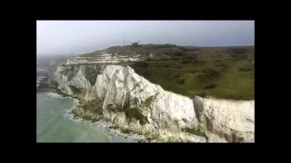THE WHITE CLIFFS OF DOVER - VERA LYNN