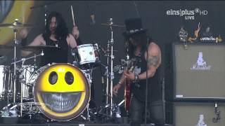 Slash ft. Myles Kennedy &amp; The Conspirators - 07.World On Fire Live @ Rock Am Ring 2015 HD AC3