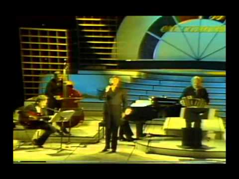 Astor Piazzolla y Raúl Lavié - Los Pájaros Perdidos (RCTV 1984 Live / En Vivo)