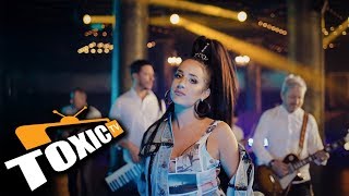 Download lagu MEGA BAND - HALO TATA ( VIDEO) mp3