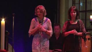 Lokah Samasta door Simone Awhina & Ellen Popma