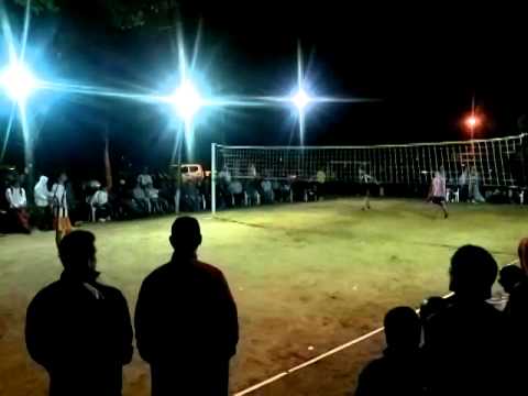 piki voley Victor y Resorte VS Polako y Ramoncito parte 2