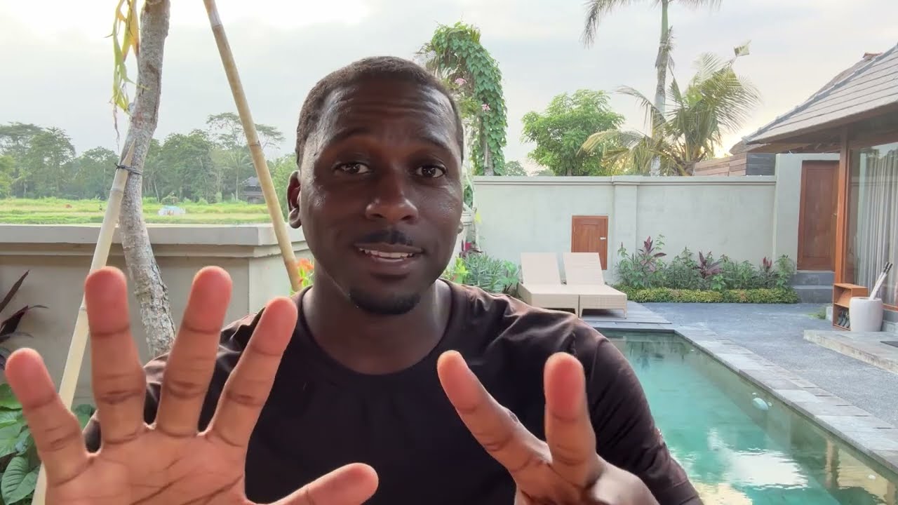 7 Reasons Why You Should Start Sleep On Your Left Side TONIGHT!