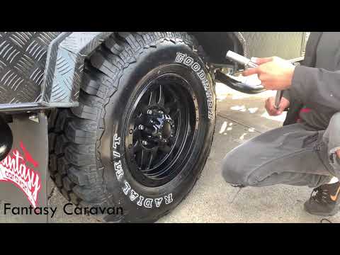 Fantasy Caravan - How to tight wheel nuts