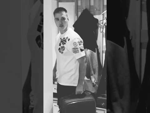 Posalji nekome ko sporo razmislja 🤣 #shortsvideo #couple #humor #comedy