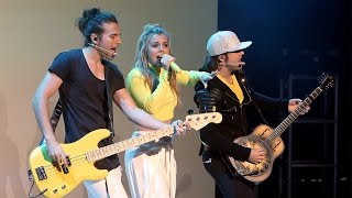 The Band Perry Performs &#39;Live Forever&#39;