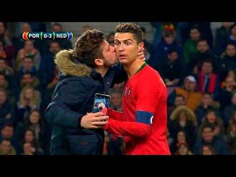 The Day a Fan KISSED Cristiano Ronaldo on the Pitch