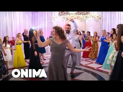 Fatmira Breçani - Live Ja si kërcehet vallja tropojane (Official Video HD)