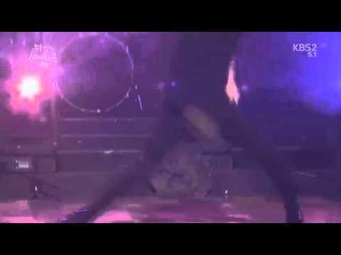 160226 Where is Taemin's abs ? #SHINee