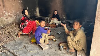 Bacho ke or ghair ke sare zimadari mera kando par a giye ha ￼