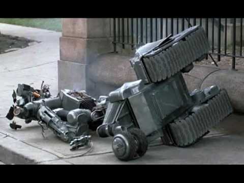 Short Circuit 2 Soundtrack - 'Attack On Johnny Five'