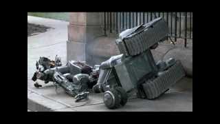 Short Circuit 2 Soundtrack - 'Attack On Johnny Five'