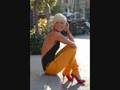 Tami Chynn Feat. Voicemail - Watch Me Wine ...