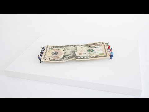 Miniature art goes big in Paris with 'Small is Beautiful' exhibition