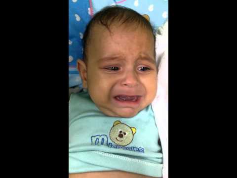 porque lloran los bebes sin motivo