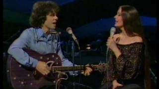 Donovan &amp; Crystal Gayle - Catch The Wind