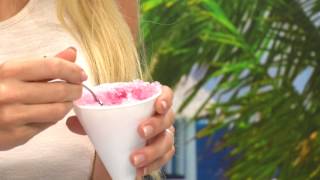 Rosenstein & Söhne Shaved-Ice-Maker mit 4 Eisbechern und Servierhalter