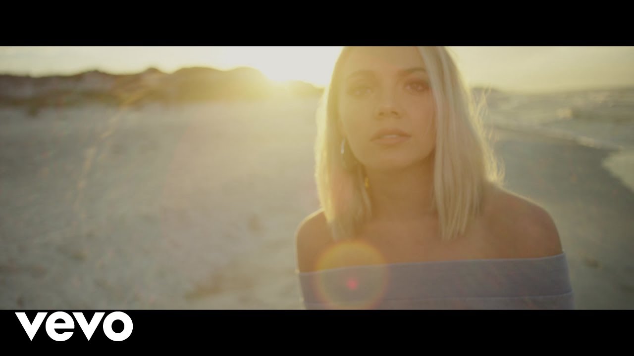Danielle Bradbery, Thomas Rhett — Goodbye Summer