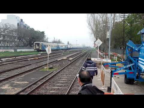 Tren Solidario Senillosa (Neuquén)-Haedo maniobrando en Haedo
