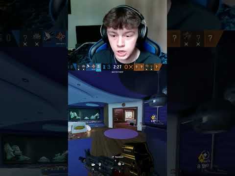 1000 IQ or Cheating? 🧠| #rainbowsixsiege