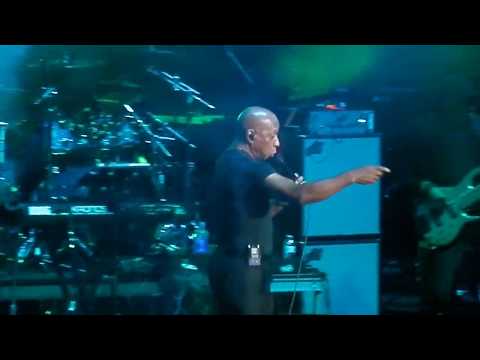 'The Charismatic' Jeffrey Osborne - "You Should Be Mine" The Woo Woo Woo Song  w/Audience (LIVE)