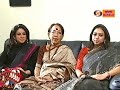 Ghare Baire (Ma o Meye) :  Purnima Ghosh with daughters Oindrila and Chandreyee