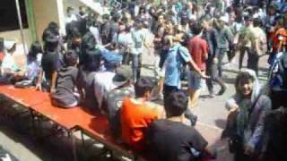 Download lagu Make A Sound - Hapus Cerita Lalu.wmv mp3