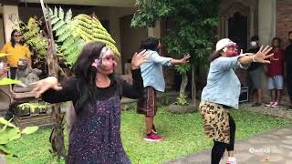 Download lagu Topeng SOMSE lucu (sombong sekali) mp3 Download lagu Topeng SOMSE lucu (sombong sekali) mp3