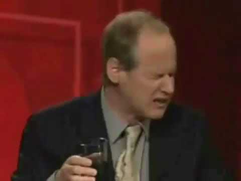 Robert Gustafsson som vinprovare