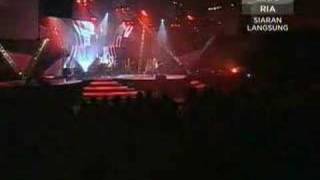 Sofaz - Bukan Disini(APM 2008)