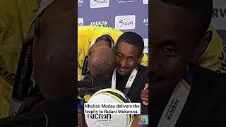 Download lagu That moment when Khuliso Mudau delivered the trophy to Rulani Mokwena. mp3