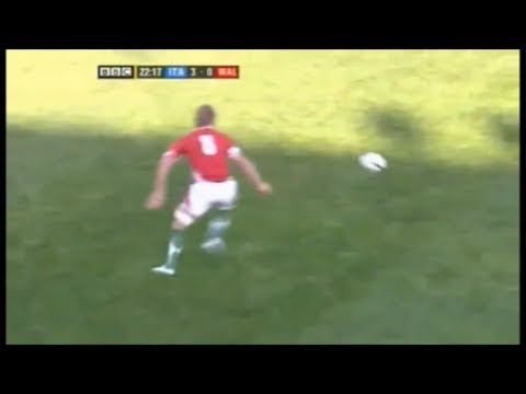 Andy Powell terrible performance vs Italy 2009