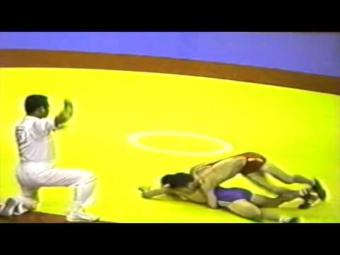 1991 Senior World Championships: 52 kg Tserenbaatar Enkhbayar (MGL) vs. Rafik Benhammadi (ALG)