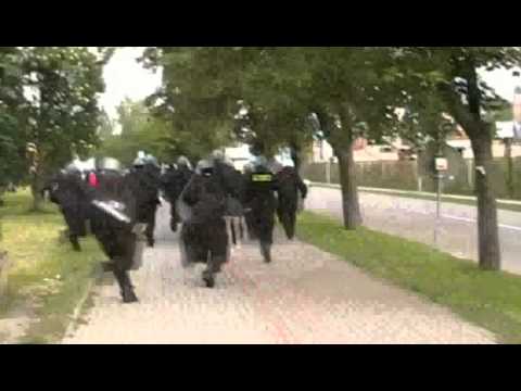 hutnik krakow unia tarnow gleba policjanta ujęcie